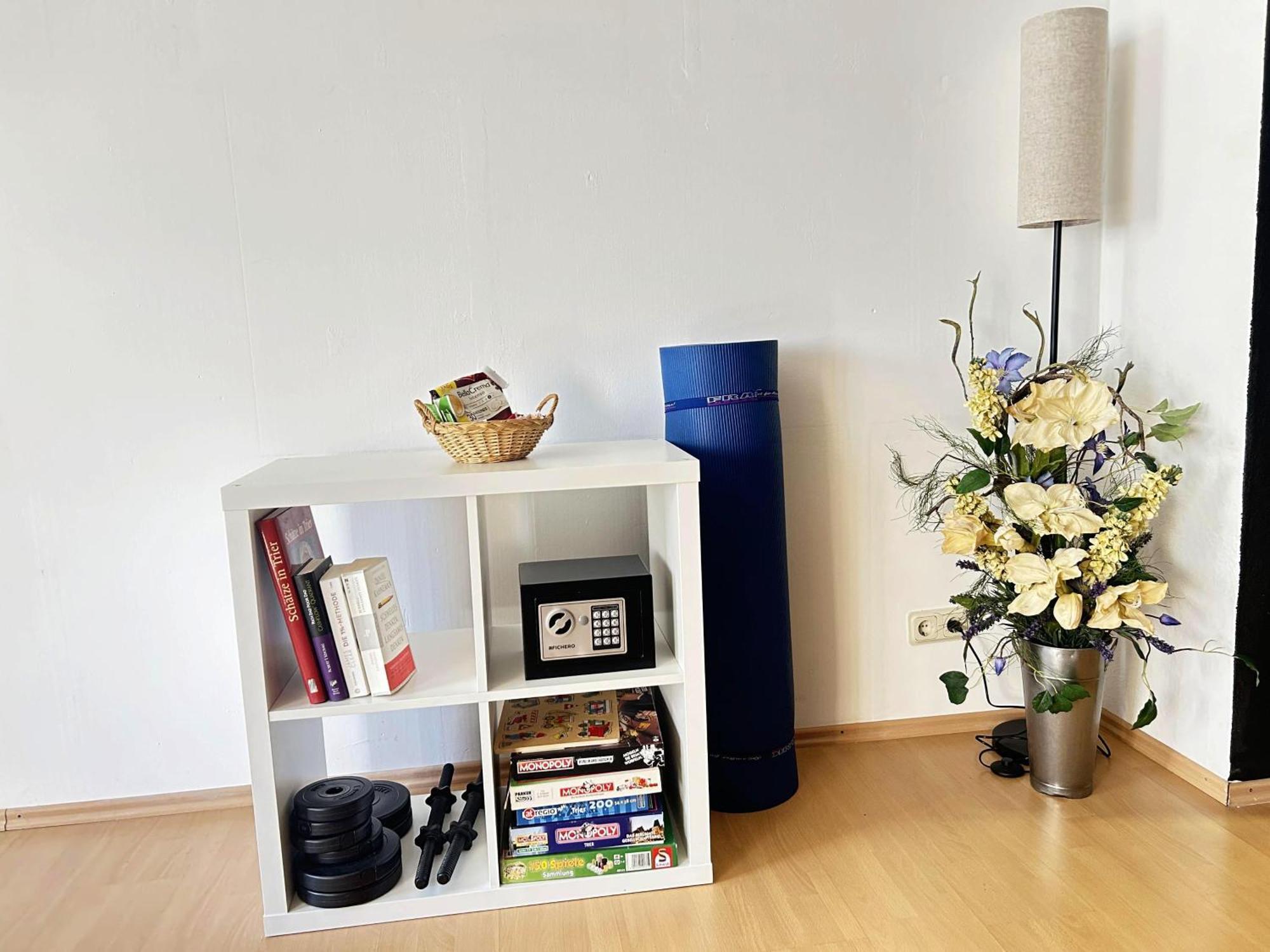 Zentrale Ferienwohnung Trier-Euren Mit Heimkino, Kueche, Wallbox & Kostenlose Fahrraeder מראה חיצוני תמונה